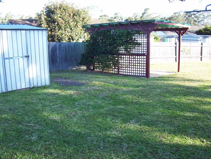 Lawn locker & pergola