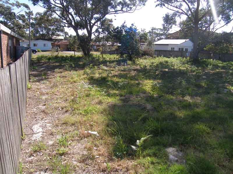 Left hand corner of block