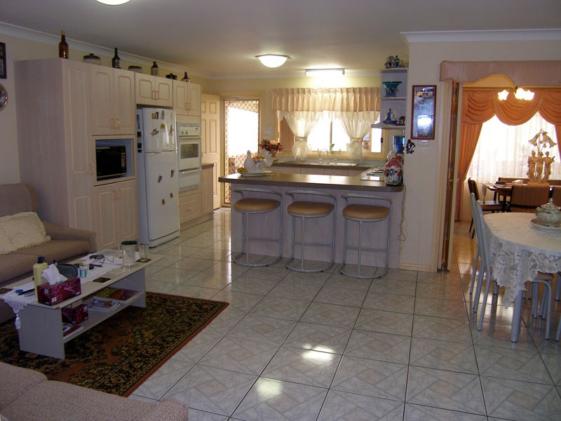 Family & dining room