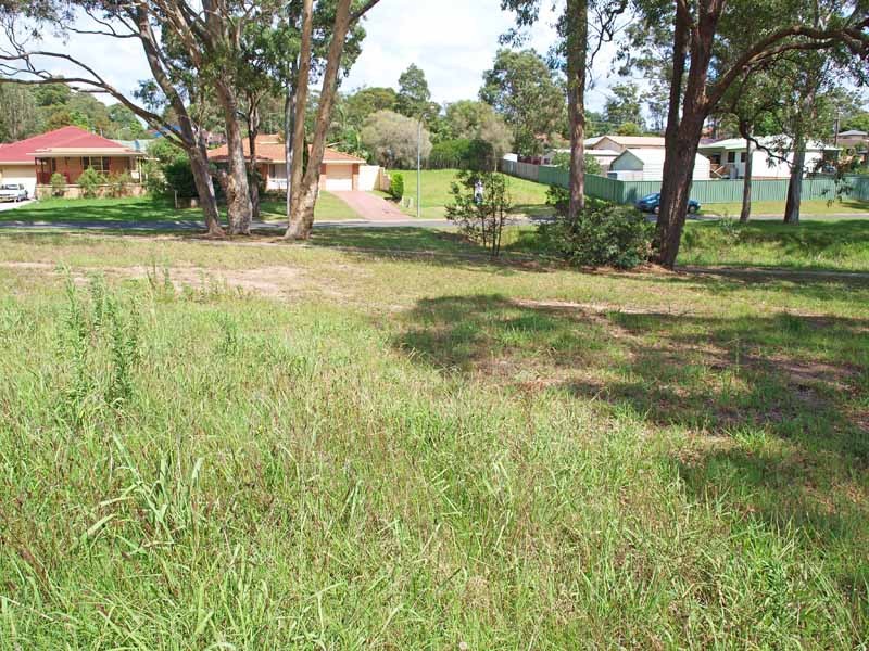 Looking side to street