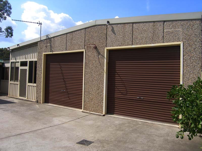 Garage & entertainment area