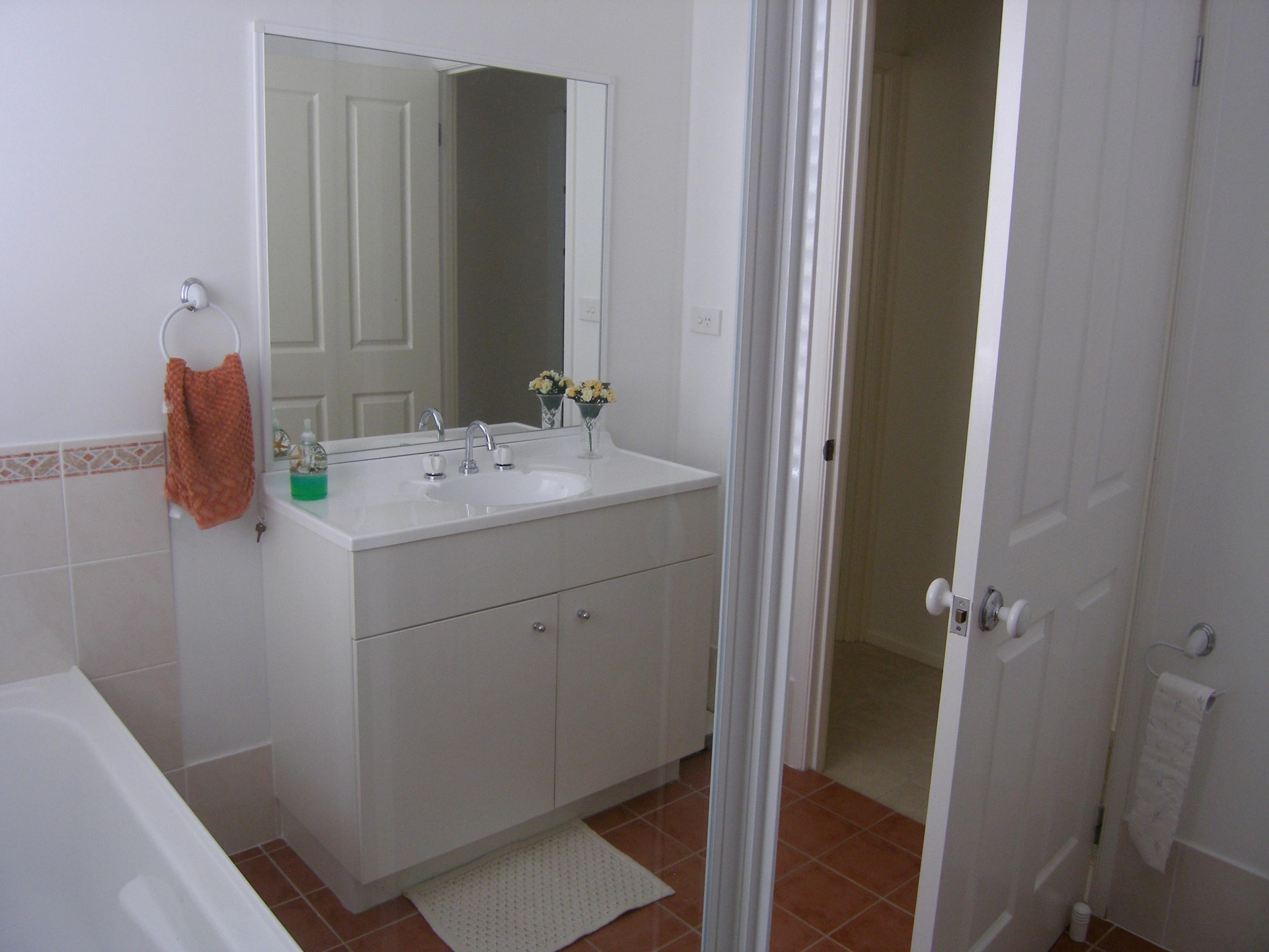 Main bathroom