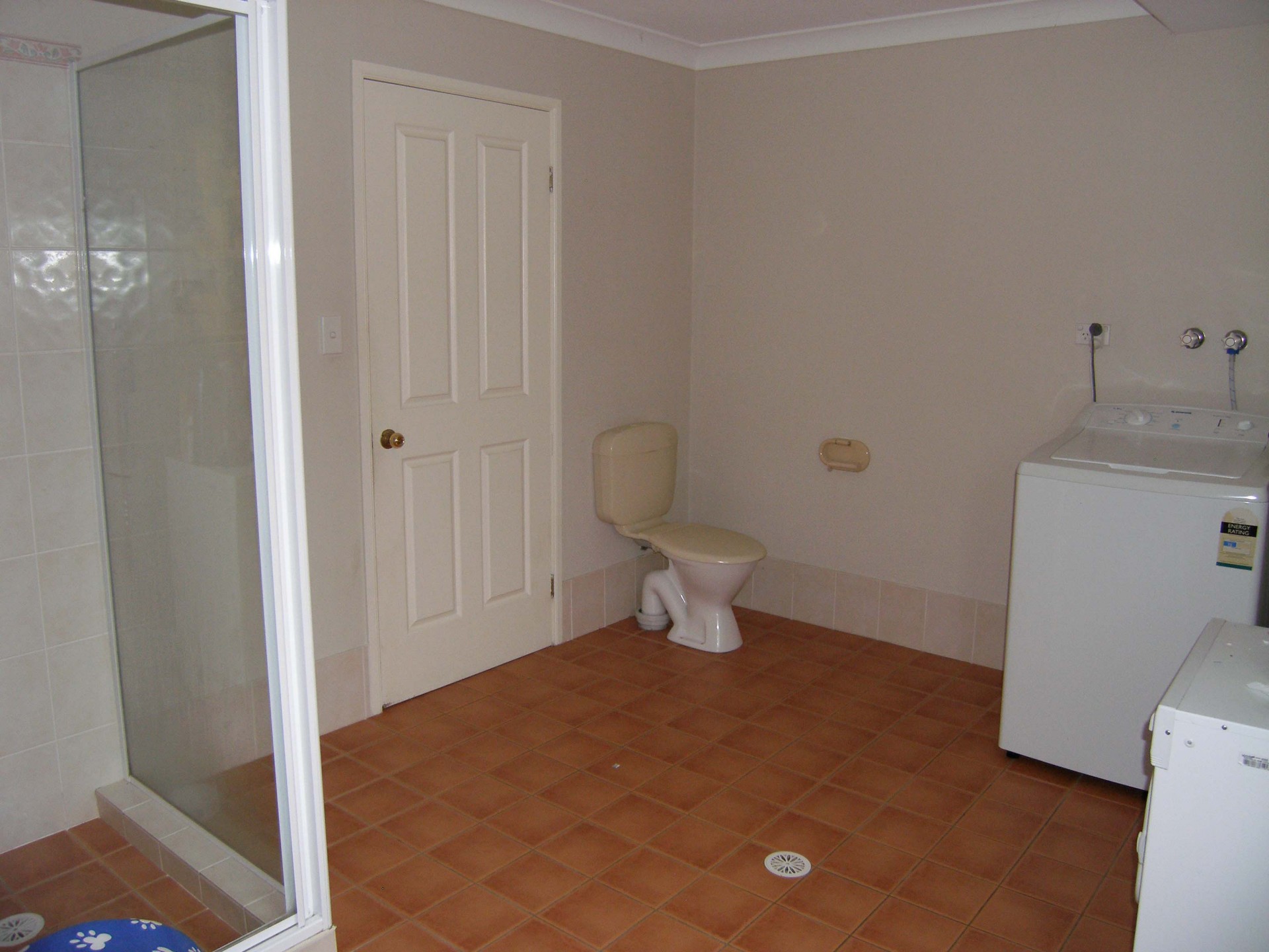 Laundry/2nd bathroom downstairs