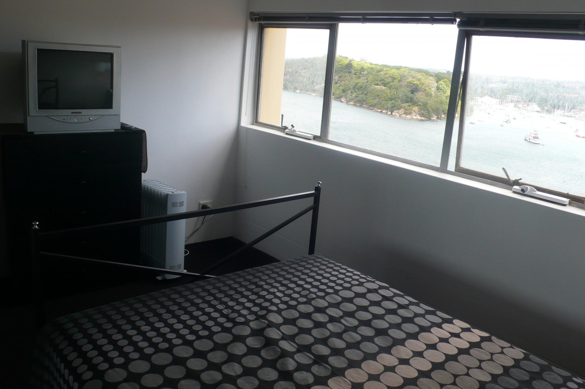 Real Estate in McMahons Point