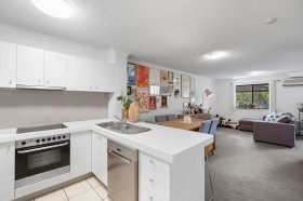 55/38 Palmer st, Greenslopes, QLD 4120