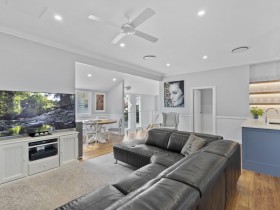 66 Shakespeare Street, Coorparoo, QLD 4151