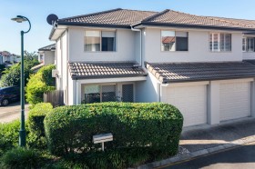 33/50 Johnston Street, Carina, QLD 4152