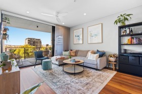 65/9 Flora Street, Stones Corner, QLD 4120