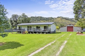 Property in Woolomin - Sold for $470,000