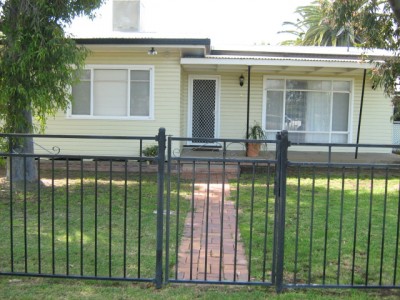 9 Thompson Avenue, Moree, NSW 2400