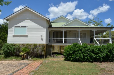 7 Kirkby Ave, Moree, NSW 2400