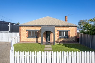 Property in Tailem Bend - $545,000