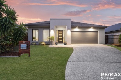 Property in Warner - Offers Over $519,000