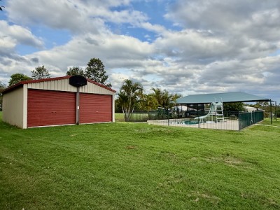 Property in Karalee - $1500 Per Week
