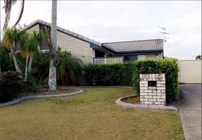 Property in Sandstone Point - Leased