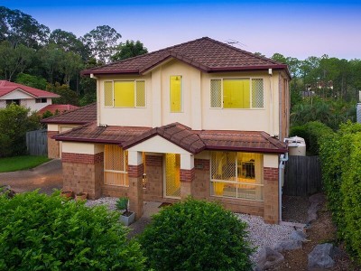 Property in Kenmore - Sold for $700,000