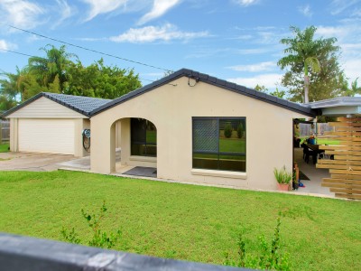 Property in Boronia Heights - OFFERS OVER $345,000