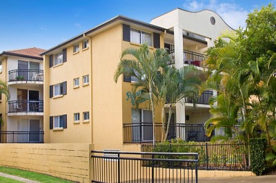 Property in Rainbow Bay - From $430 Weekly