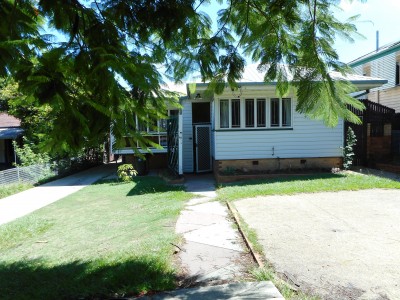 Property in Redcliffe - $300 per week 