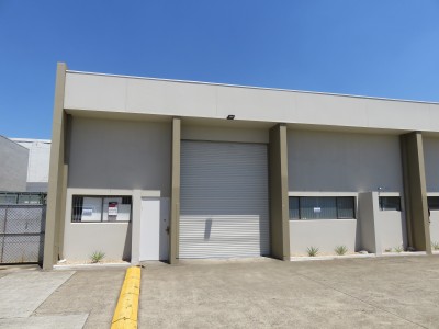 Property in Bundall - CONTACT EXCLUSIVE AGENT FOR RENTAL