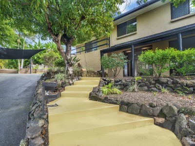 Property in Ashmore - Offers over $639,000