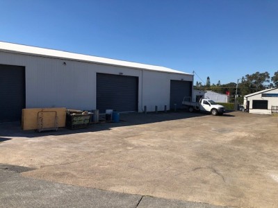 Property in Molendinar - STANDALONE WAREHOUSE WITH OFFICE