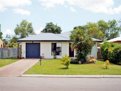 37 Noscov Cres, Kelso, QLD 4815