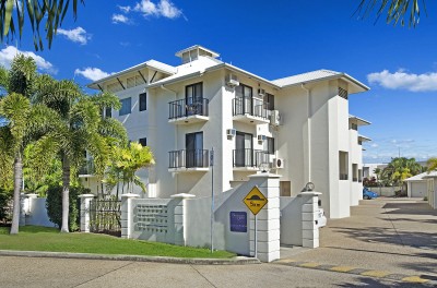 50/18 Sir Leslie Thiess Drive, Townsville City, QLD 4810