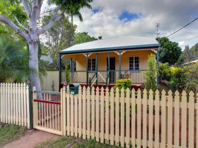 8 Sixth Ave, South Townsville, QLD 4810