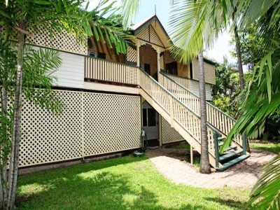 16 Nelson St, South Townsville, QLD 4810