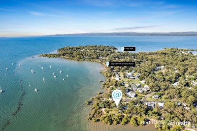 Property in Macleay Island - $1,600,000