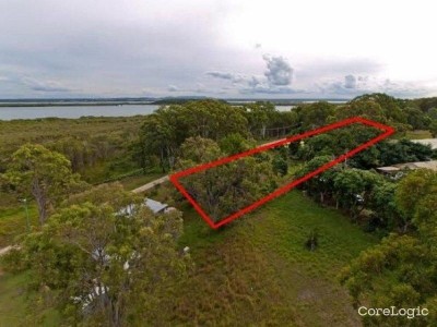 Property in Macleay Island - $410,000