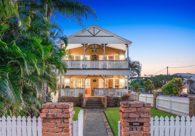 Property in Wynnum - FOR SALE BY TENDER 