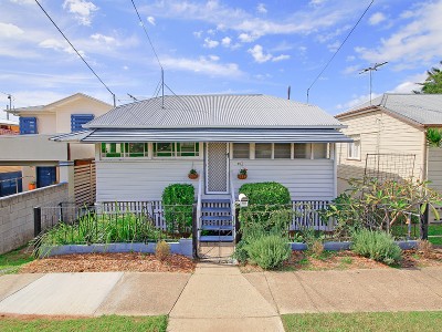 Property in Manly - Leased