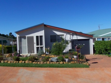 108 Sunstone Village Garden Resort, Maleny, QLD 4552