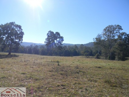 1 Aherns Road, Maleny, QLD 4552