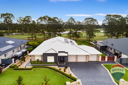 3 CRYSTAL DOWNS CLOSE, Luddenham, NSW 2745