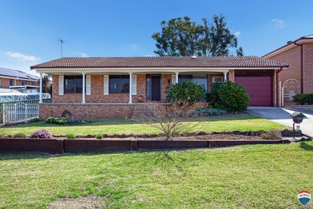 19 BURKE AVENUE, Werrington County, NSW 2747