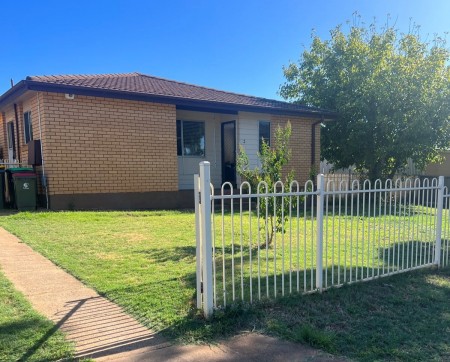 3 Pinnaroo Place, Dubbo, NSW 2830