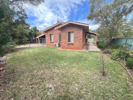 4 Light Place, Dubbo, NSW 2830