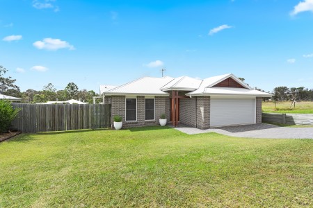 7 Lewis Street, Crows Nest, QLD 4355