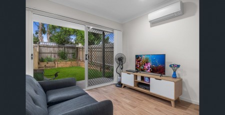 2/71A JUNCTION RD, Morningside, QLD 4170