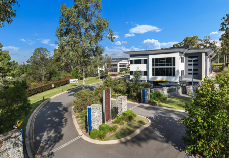 2728 Logan Road, Eight Mile Plains, QLD 4113