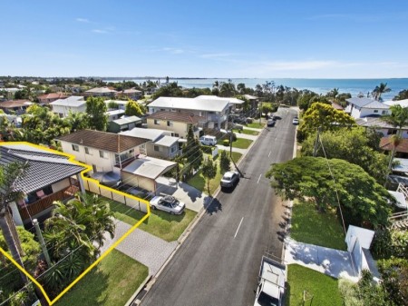 100 Thomas Street, Birkdale, QLD 4159