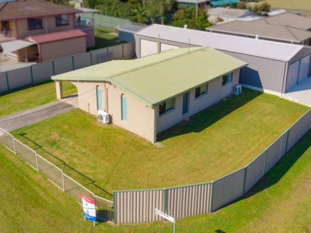 30 Rossinton Street, Birkdale, QLD 4159