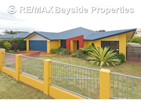 13 Mallan Terrace, Birkdale, QLD 4159