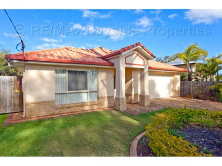 17 Maud Street, Birkdale, QLD 4159
