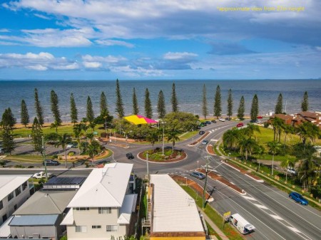 1 Marine Pde, Redcliffe, QLD 4020
