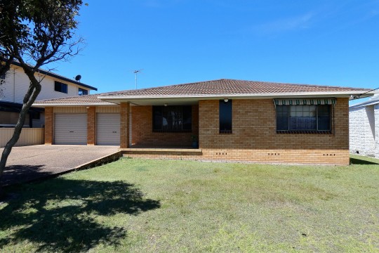 Property in Arrawarra Headland - Leased