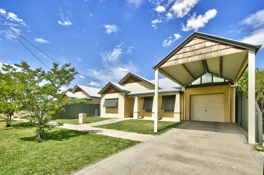 Property in Deniliquin - Leased for $260